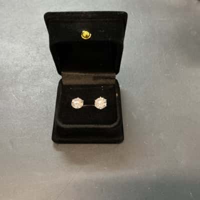  925 Round Crystal Stud Earrings 