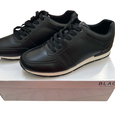 BNWT Men’s Blaq Melbourne Soria Sneakers Size 9 (B19)