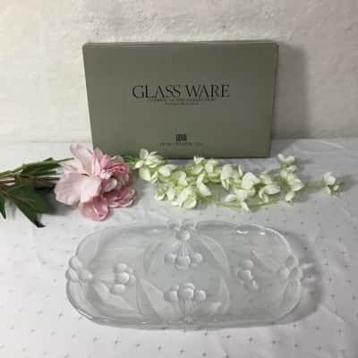 Hoya Crystal Co Cherry Pattern Oval Glass Serving Platter (boxed)
