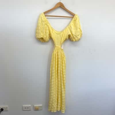 Sabo Skirt Yellow Short Sleeve Cut Out Nalani Midi Dress  Size 8 / S 