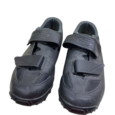 Shimano Mens Size 9 Cycling Shoe