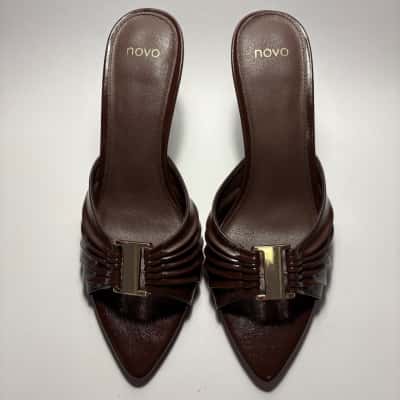  NIB Novo Size 10 ZIDANE Espresso Peep Toe Heels