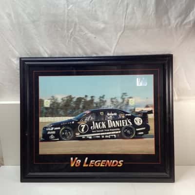 V8 LEGENDS HOLDEN V8 Glass Picture 