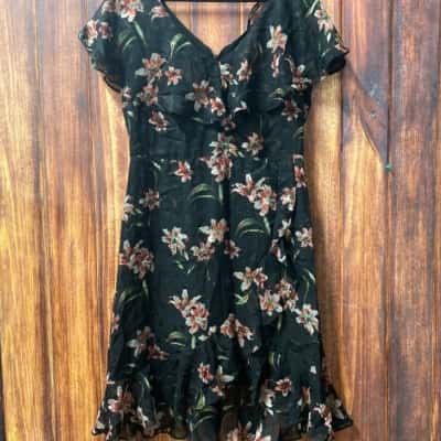 Stella  Size 12 Black  / Floral dress new 