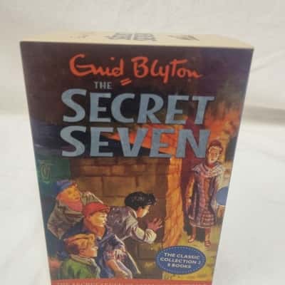 The Secret Seven "Enid Blyton"  2 Collection books 9 to 16