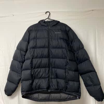 Mens Macpac Size XXXL Puffer Black  
