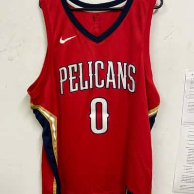 NBA / Nike Mens  Size XL Jersey Red 