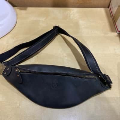 BullCaptian  Mens Leather Waist Money Belt