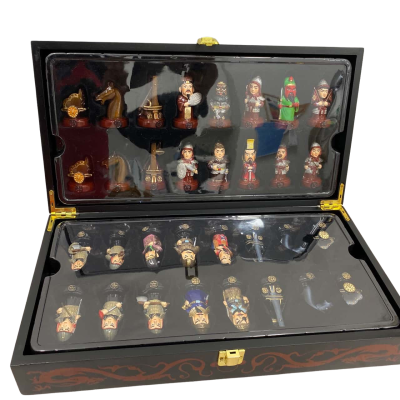 Fengyatang Chinese Empire Dynasty Style Chess Set As New