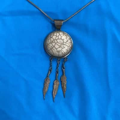  Womens 925 Italian Silver Marble Look Pendant Necklace with Silver Feather Accents