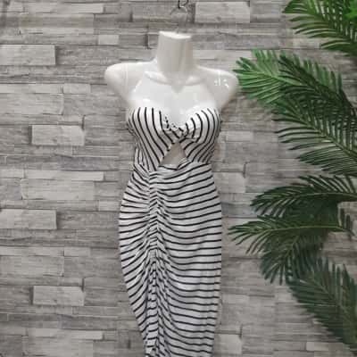 Madison Square Womens  Size M Bodycon Dress Black  / Striped / White 