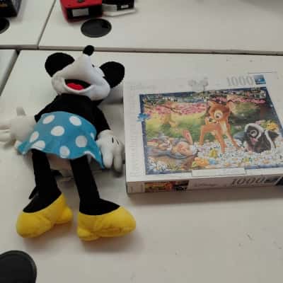 Disney Plush And Puzzle Set