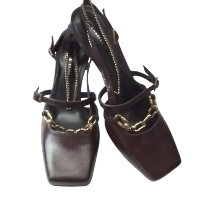 Charles & Keith Womens  Size 35 Heels Brown / Gold 