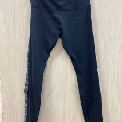 Lorna Jane Womens  (4) Size S Ankle Length Pants Black  