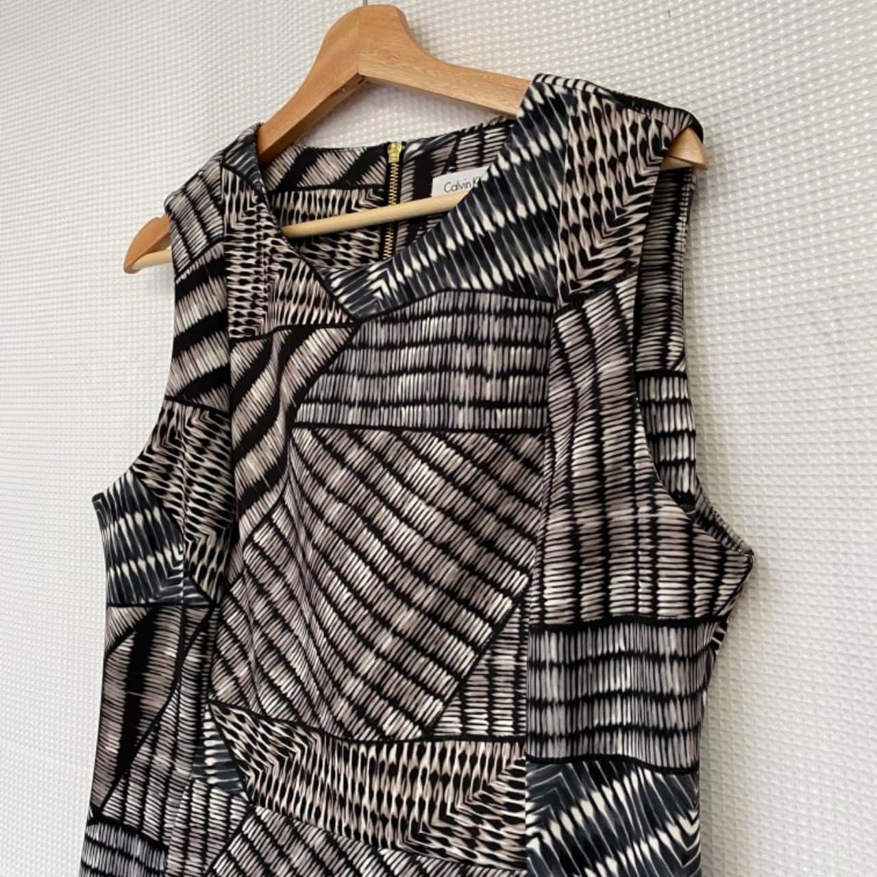 Calvin Klein Womens Size 14 Midi Dress Black/Brown/White Pattern(s) - Used  Very Good | Salvos Stores