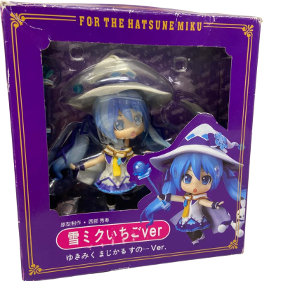 Nendoroid “Snow Miku” figure “magical snow” version 