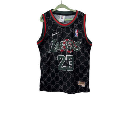 Bulls  Kids  Size 10 Top  Black  