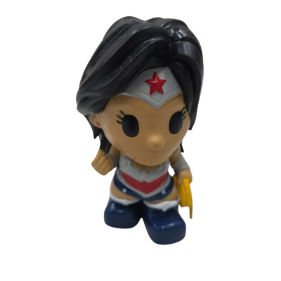 Wonder Woman Vinyl Figure