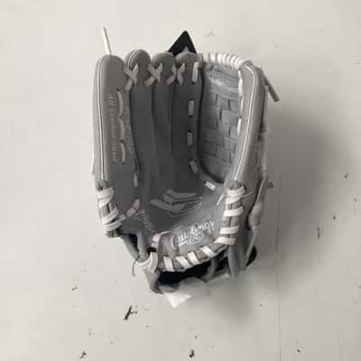 NEW- Rawlings 11 inch softball glove 