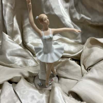 Adora Fine Porcelain Ballerina Figure 