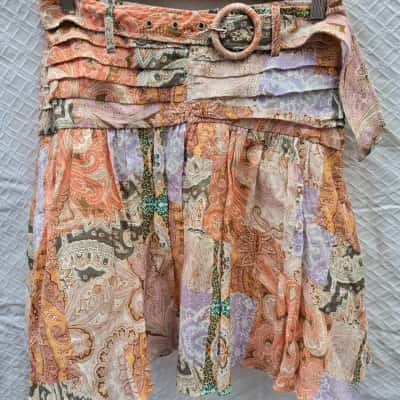 Witchery skirt Womens  Size 10 Pattern 