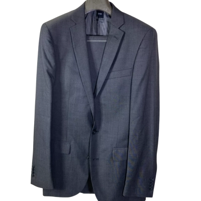 Saba Mens  Size 38 Suit 