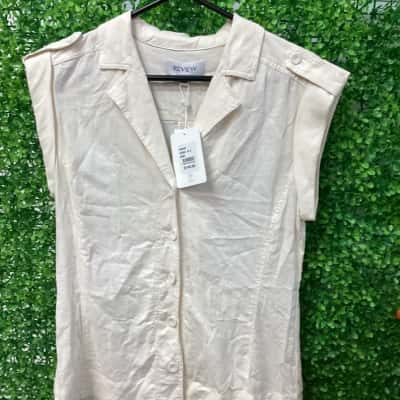 Review Womens  Size 10 Sleeveless Top Cream 
