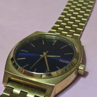 Nixon Mens Watch - the time teller - Gold tone