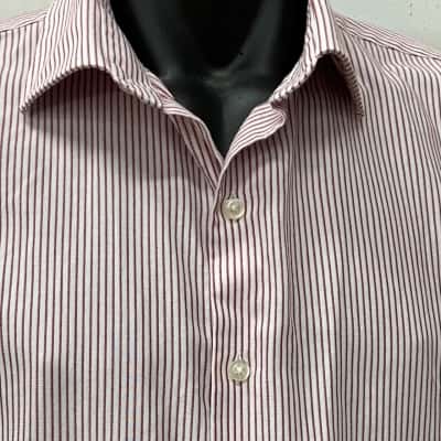 Van Heusen Men's Heritage Collection - Long Sleeve - Tailored Fit Shirt in Maroon / White Pinstriped 