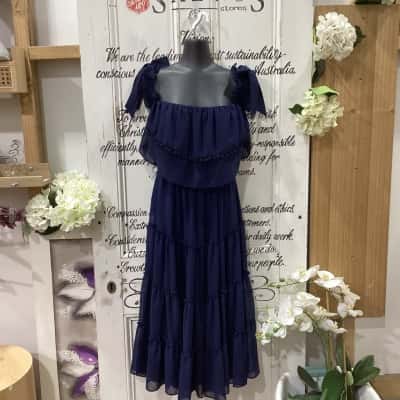  MISA LOS ANGELES BRAND!! NWOT MADE IN U.S.A! WELL MADE OFF THE SHOULDER TIERED MIDI DRESS! Womens  Size L Midi Dress / Off The Shoulder Dress Navy Blue 