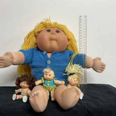 Set of 4 Vintage Cabbage Patch Dolls