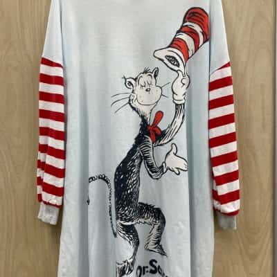 Peter Alexander (13)  Size L Blue / Red 