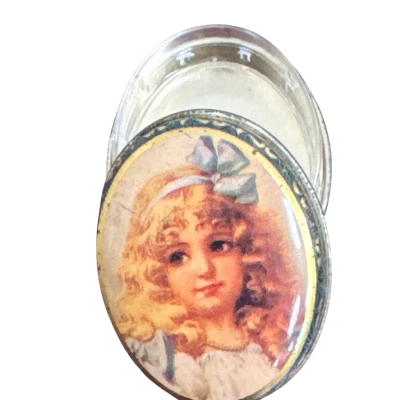 Vintage Oval Victorian Girl Portrait Trinket / Pill Box