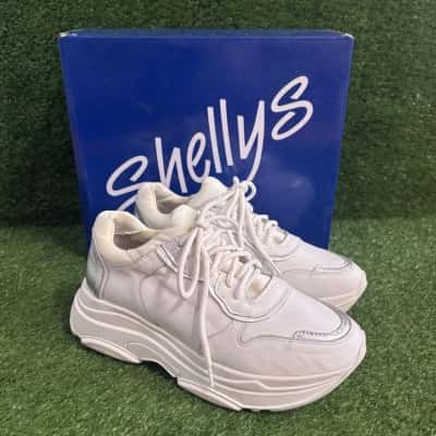 Shelly’s Zakaria White Sneakers Size 6