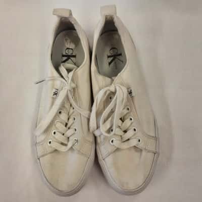Calvin Klein Jeans Womens  Size 38 White Top Canvas Sneakers 