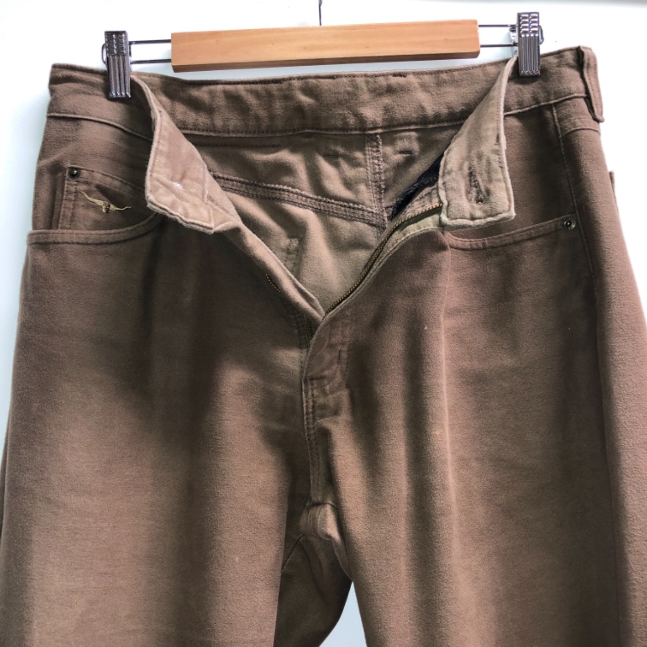 REDUCED R.M.Williams Mens Size 33R Relaxed Fit Pants Brown (s)