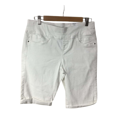 Katies Womens Size 10 White Skinny Leg Shorts (new)