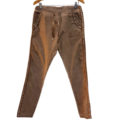 Italian Star.     Stretch Jogger Jean.  Light Mocha.   Size L-XL