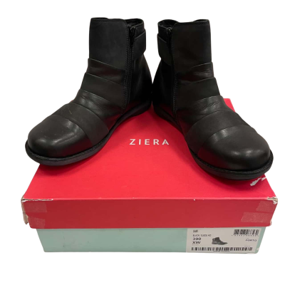 Ziera Womens  Size 39 Black  