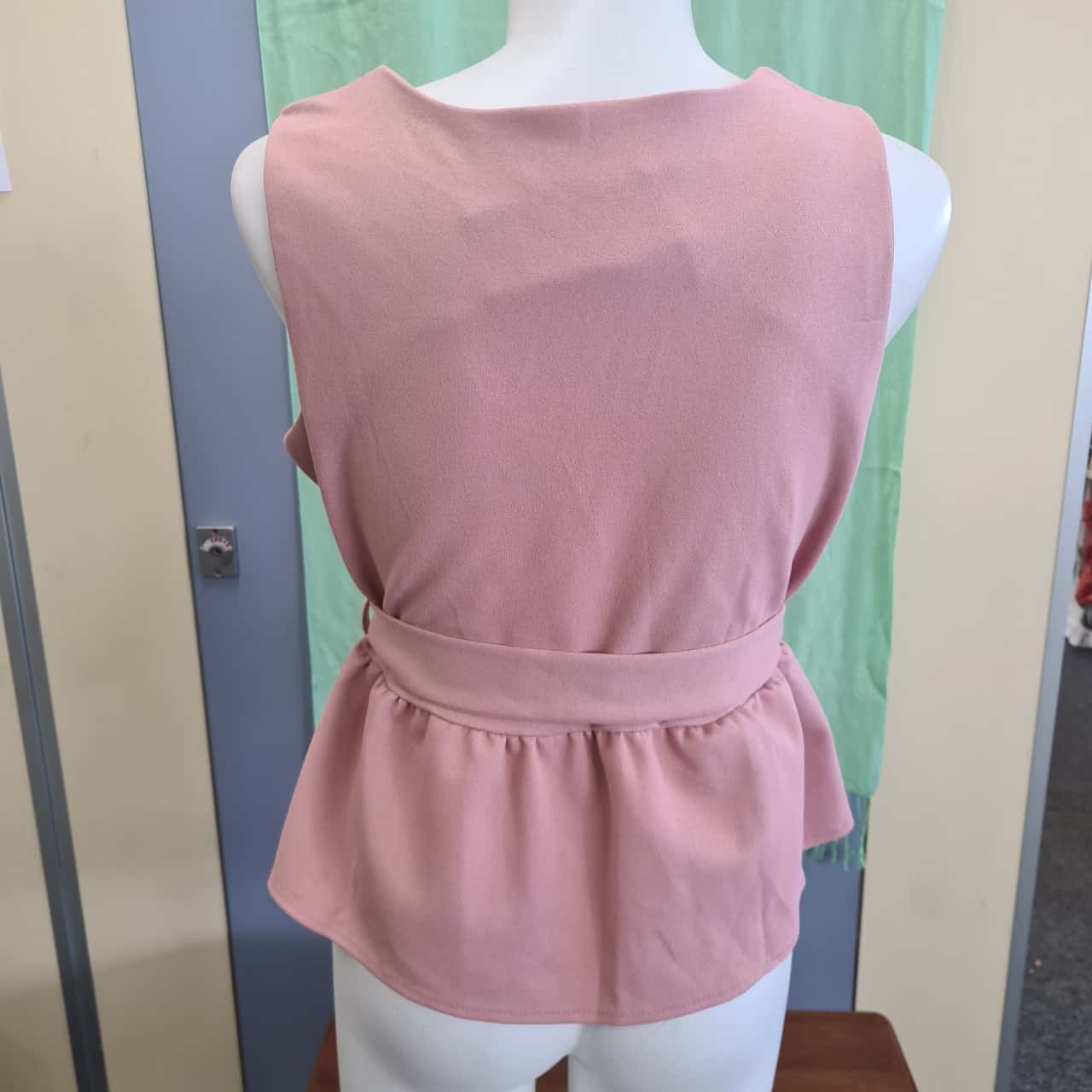 Womens Size XL Short Sleeve Pink (s)