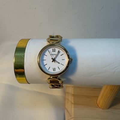 Womens Fossil Gold Watch - untested