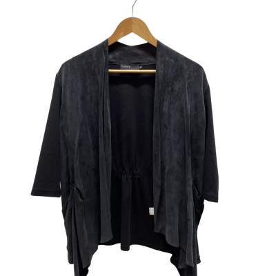 Flower Womens  Size 8 Black  / Grey Top