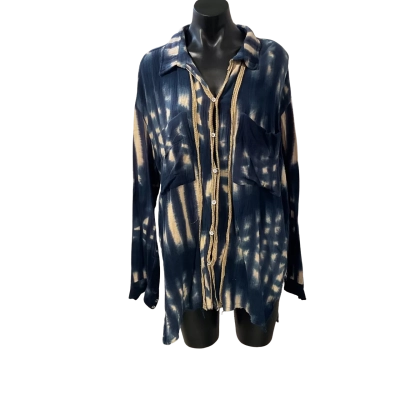 One tea spoon  Size S Long Sleeve Top Blue 