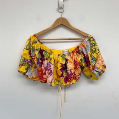 H&M Yellow Floral Short SLeeve Crop Top  Size M 