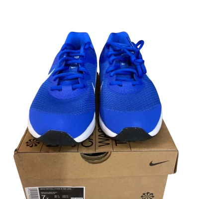Nike Revolution Youth 7
