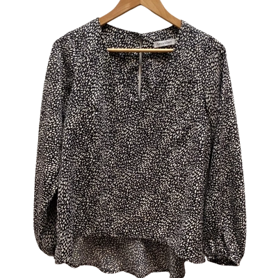 Atmos&Here Womens  Size 6 Black Pattern Top
