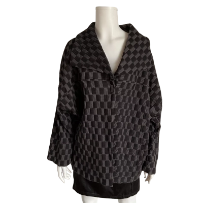 Maggie T Womens  Size 18 Blazer Black/Grey Checkered