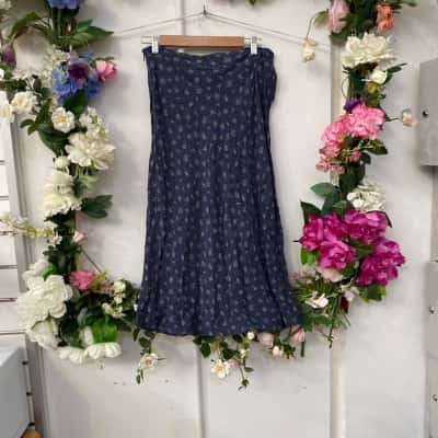 Auguste The Label Womens  Size 14 Midi Skirt Floral / Navy Blue 
