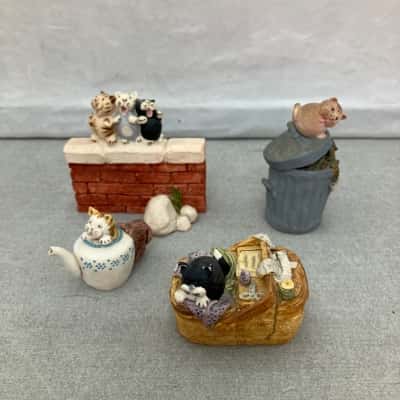 Peter Fagan 4x cat themed mini sculptures made and hand-painted in Scotland!