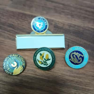 Assorted Vintage Womens Associations Pins x 4